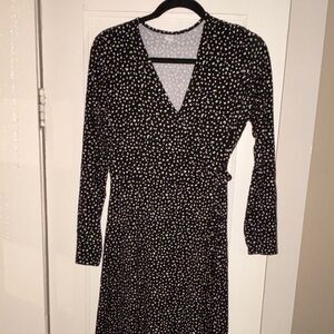 Old Navy size small black dress